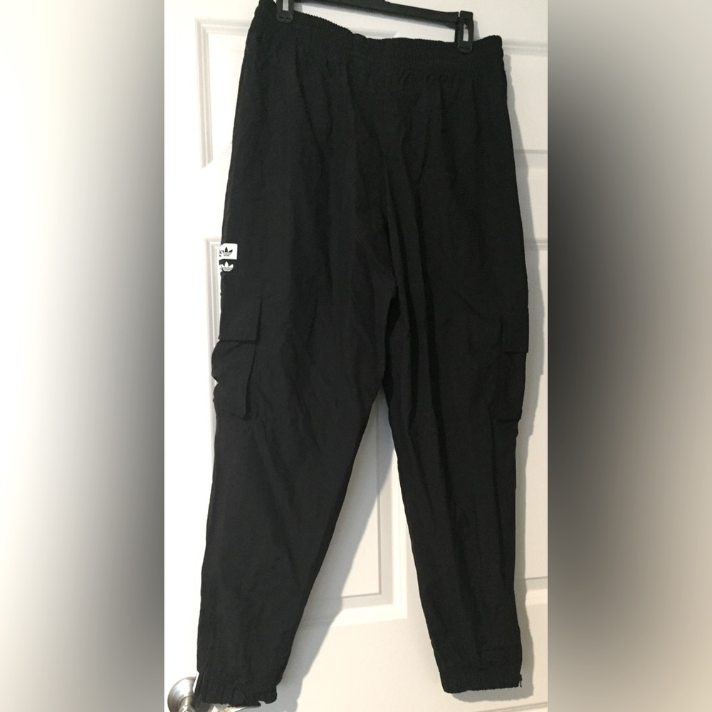 Women’s Adidas Cargo Jogger Pants.  Size L.
